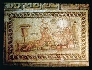 Akratos schenkt wijn in, van Belkis of Zeugma, Zuidoost-Turkije door Roman